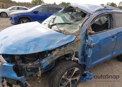 2018 Hyundai Tucson Sport z USA, uszkodzony, nr VIN KM8J3CAL3JU700221